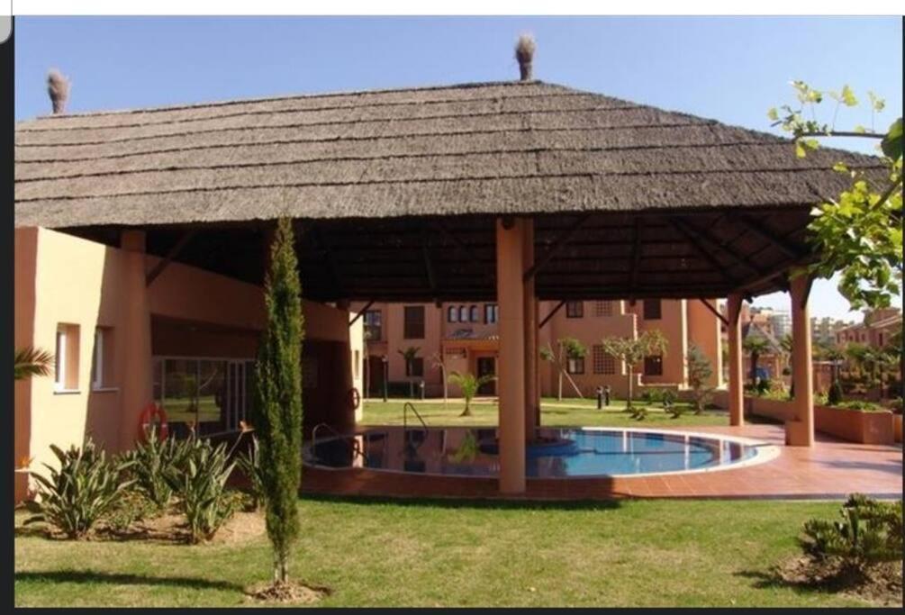 Apartamento Entre Estepona Y Marbella Bagian luar foto